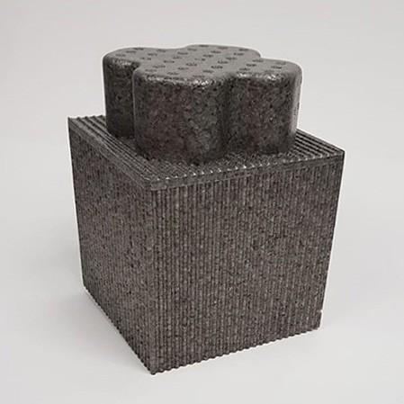 Bloque gris Chico con encastre — imagen 1